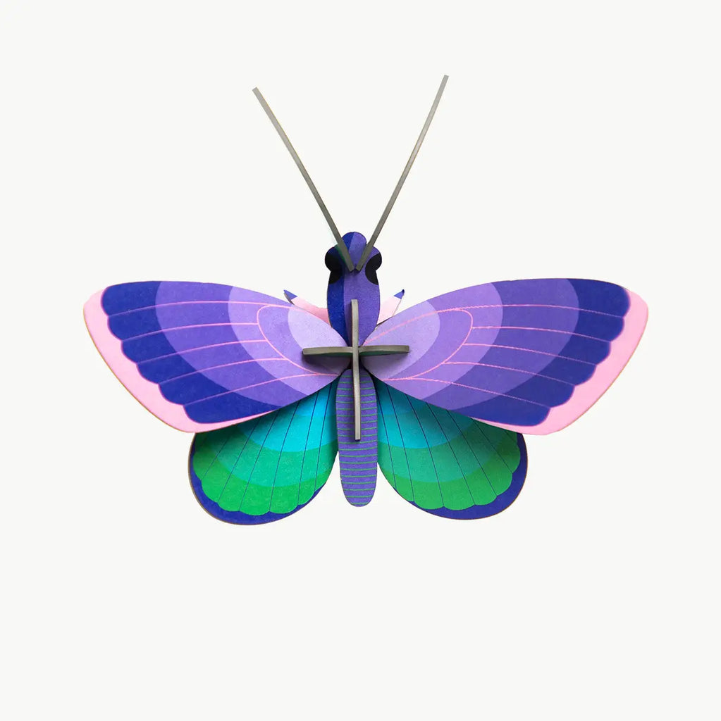 Studio Roof – Bugs