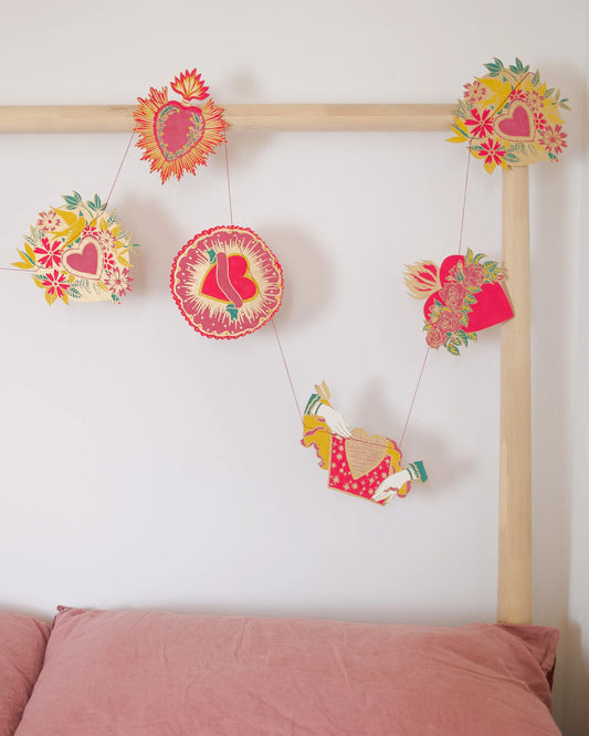 East End Press Valentines Day Garland